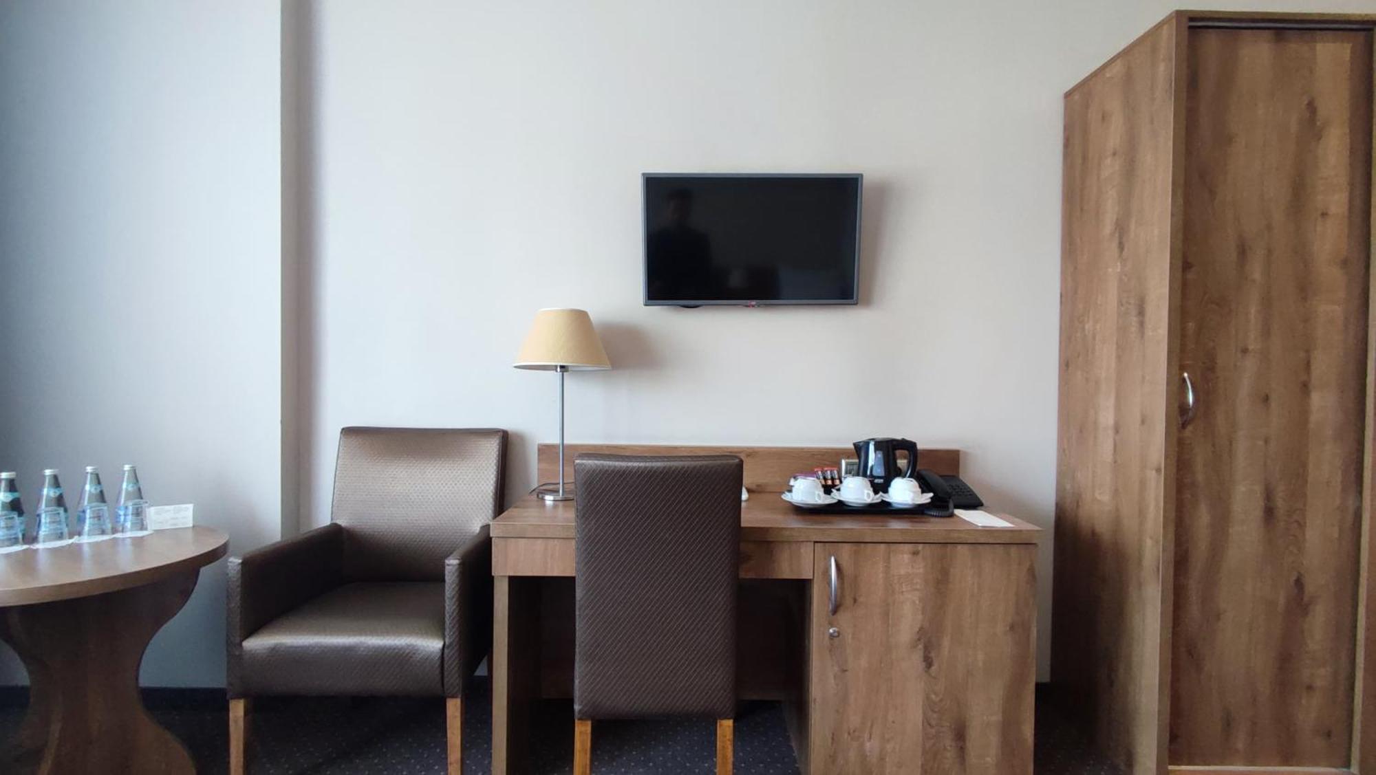 Hotel Gem Βρότσλαβ Εξωτερικό φωτογραφία
